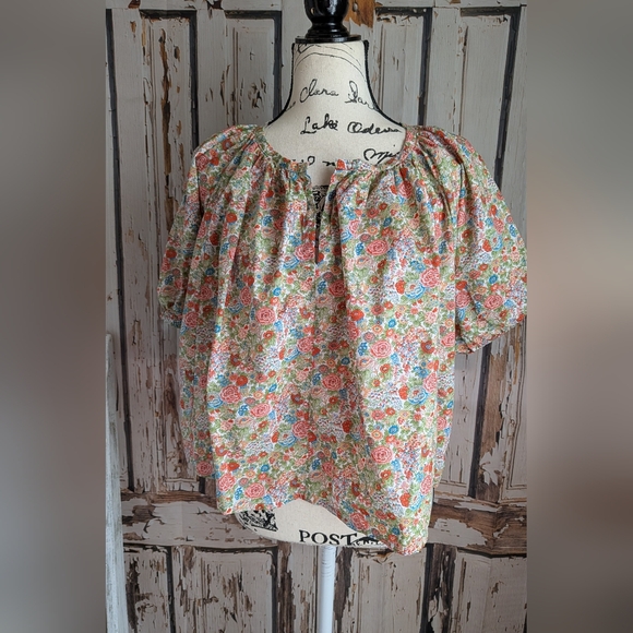 Roller Rabbit Floral Multicolor Top - Picture 7 of 12